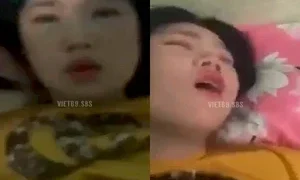 Chịch em teen non tơ bím lún phún lông mặt đầy cảm xúc – Viet69