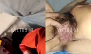 Khám phá bím em gái mới lớn lồn hơi rậm lông xíu – Viet69
