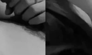 Em nó mân mê bú cu trông có đáng yêu không chứ