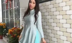 yoshibaby lộ clip chịch nhau với Tây đen ở bờ biển